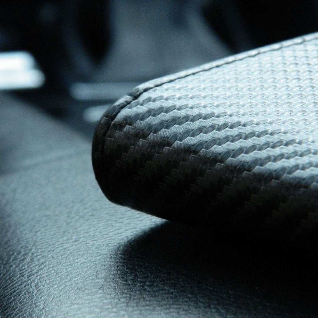 BILLETERA CARBON FIBER + BOLSA DE VIAJE