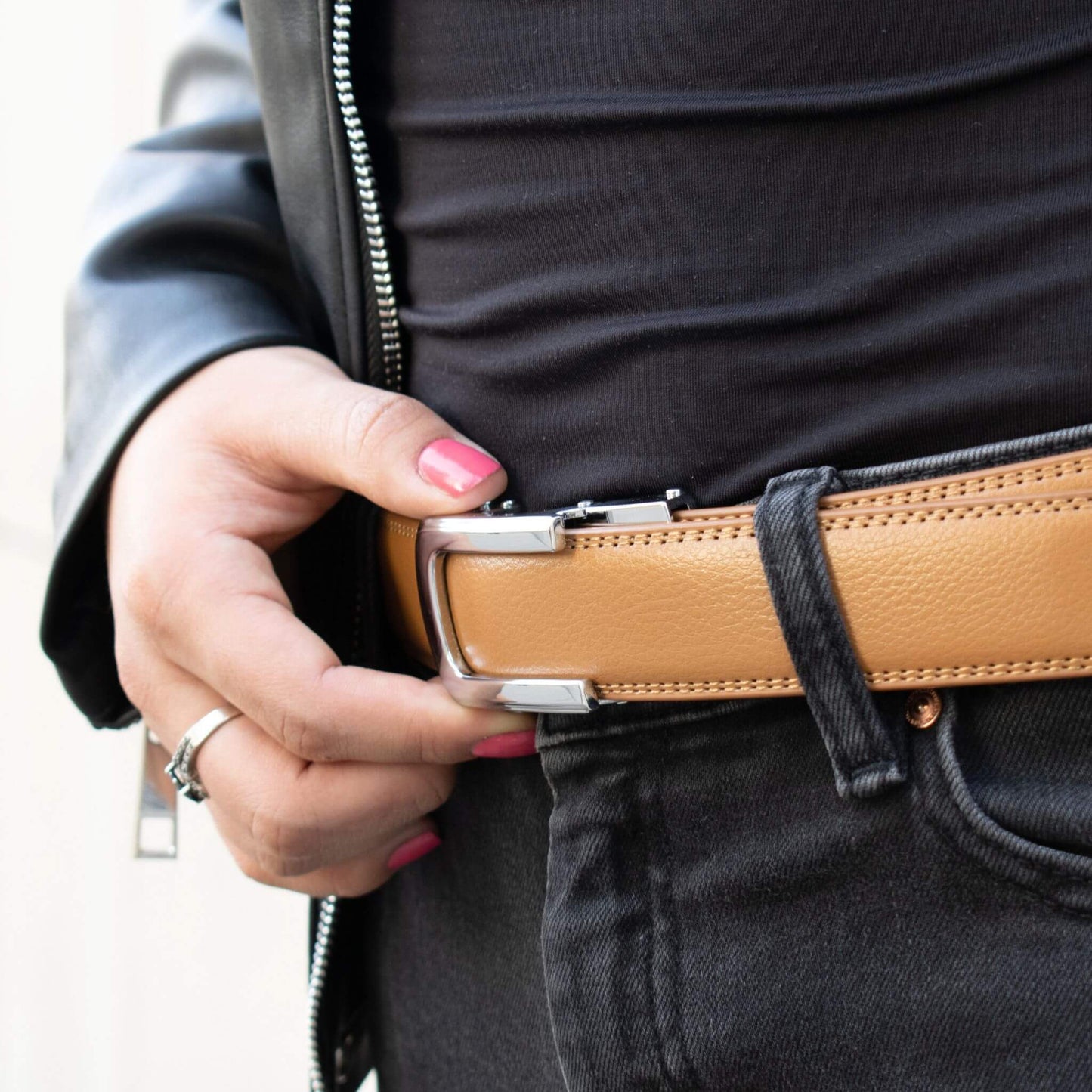 CINTURÓN AUTOMÁTICO MUJER | AURA CAMEL